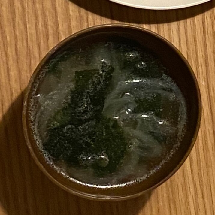 玉ねぎとわかめの中華スープ